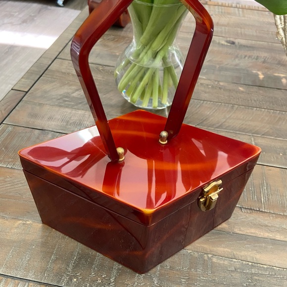 WILARDY VINTAGE PURSE - Picture 2 of 12